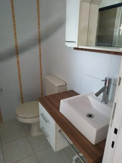 Apartamento com 2 quartos à venda, 52m2 em Navegantes, Porto Alegre - RS - imagem 4 Foto 4 de Apartamento com 2 quartos à venda, 52m2 em Navegantes, Porto Alegre - RS