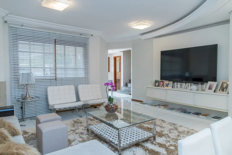 Foto 4 de Casa de Condomínio com 3 quartos à venda, 243m2 em Cavalhada, Porto Alegre - RS