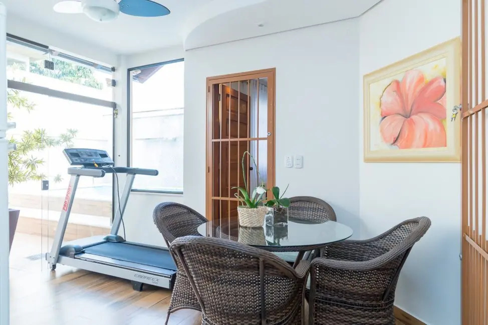 Foto 9 de Casa de Condomínio com 3 quartos à venda, 243m2 em Cavalhada, Porto Alegre - RS