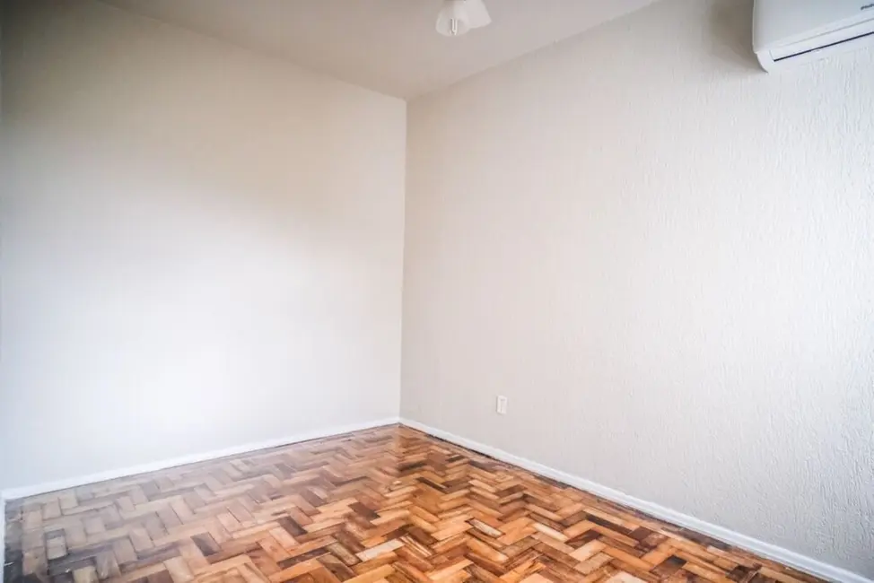 Foto 2 de Apartamento com 2 quartos à venda, 48m2 em Sarandi, Porto Alegre - RS