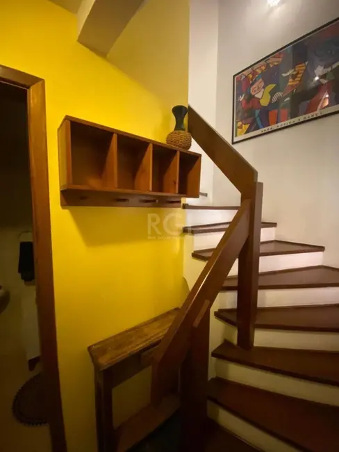 Foto 9 de Casa de Condomínio com 3 quartos à venda, 186m2 em Espírito Santo, Porto Alegre - RS