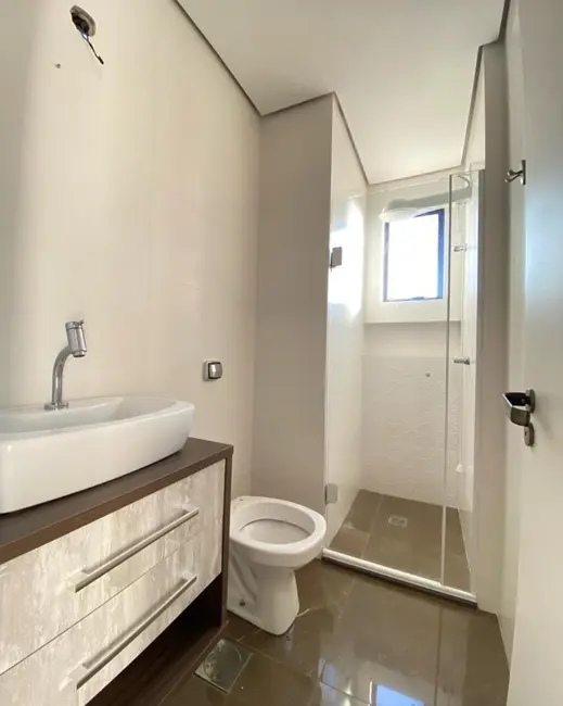 Apartamento com 2 quartos à venda, 60m2 em Vila Ipiranga, Porto Alegre - RS - imagem 9 Foto 9 de Apartamento com 2 quartos à venda, 60m2 em Vila Ipiranga, Porto Alegre - RS