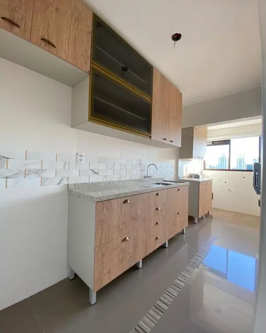 Apartamento com 2 quartos à venda, 60m2 em Vila Ipiranga, Porto Alegre - RS - imagem 3 Foto 3 de Apartamento com 2 quartos à venda, 60m2 em Vila Ipiranga, Porto Alegre - RS