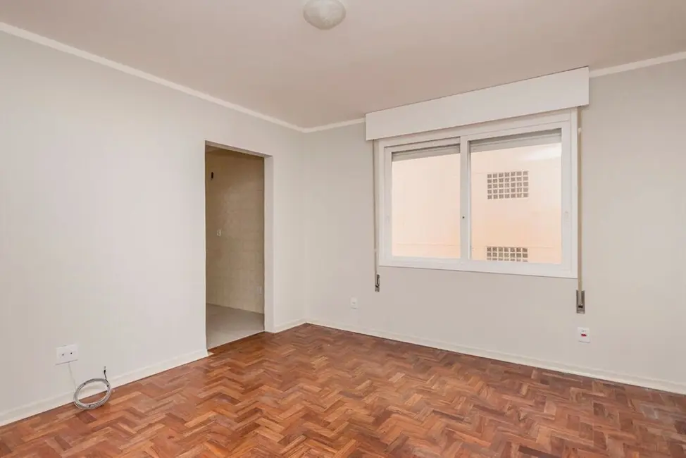 Apartamento com 1 quarto à venda, 42m2 em Centro Histórico, Porto Alegre - RS - imagem 2 Foto 2 de Apartamento com 1 quarto à venda, 42m2 em Centro Histórico, Porto Alegre - RS