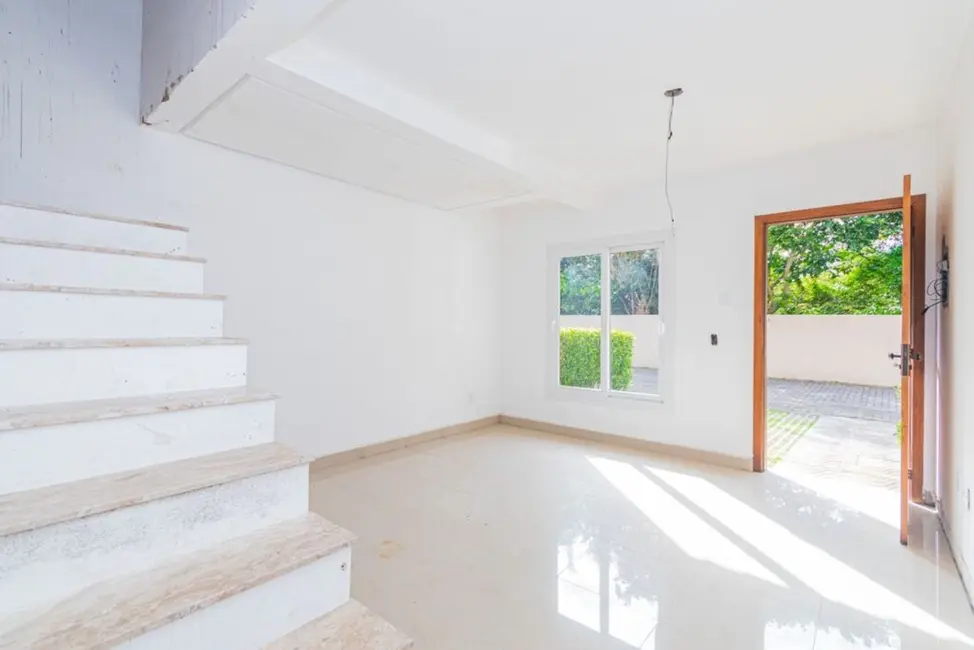 Foto 3 de Casa com 2 quartos à venda, 111m2 em Hípica, Porto Alegre - RS