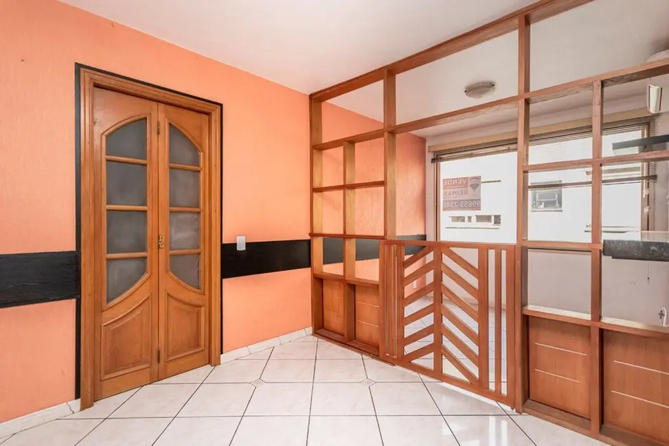 Apartamento com 2 quartos à venda, 66m2 em Teresópolis, Porto Alegre - RS - imagem 3 Foto 3 de Apartamento com 2 quartos à venda, 66m2 em Teresópolis, Porto Alegre - RS