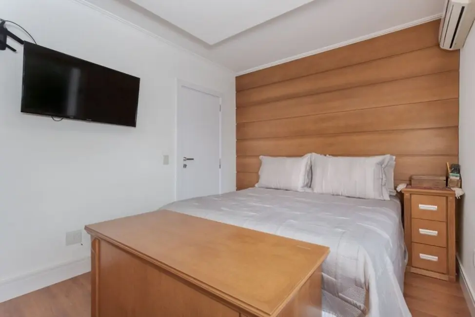 Foto 7 de Apartamento com 2 quartos à venda, 64m2 em Teresópolis, Porto Alegre - RS