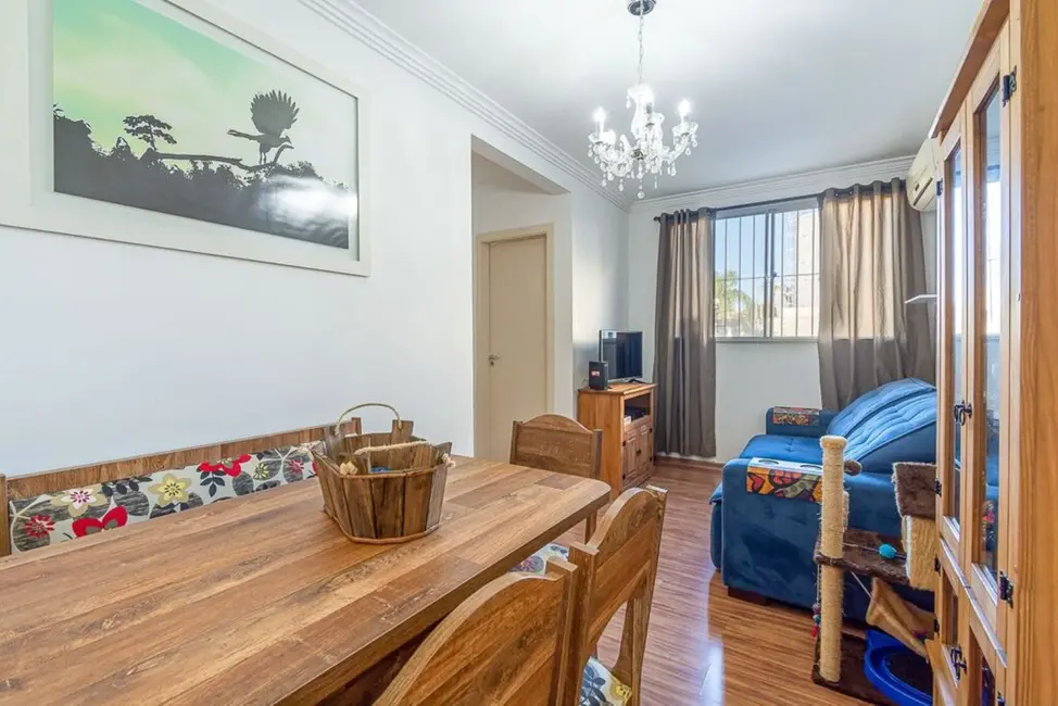 Foto 2 de Apartamento com 2 quartos à venda, 43m2 em Rubem Berta, Porto Alegre - RS