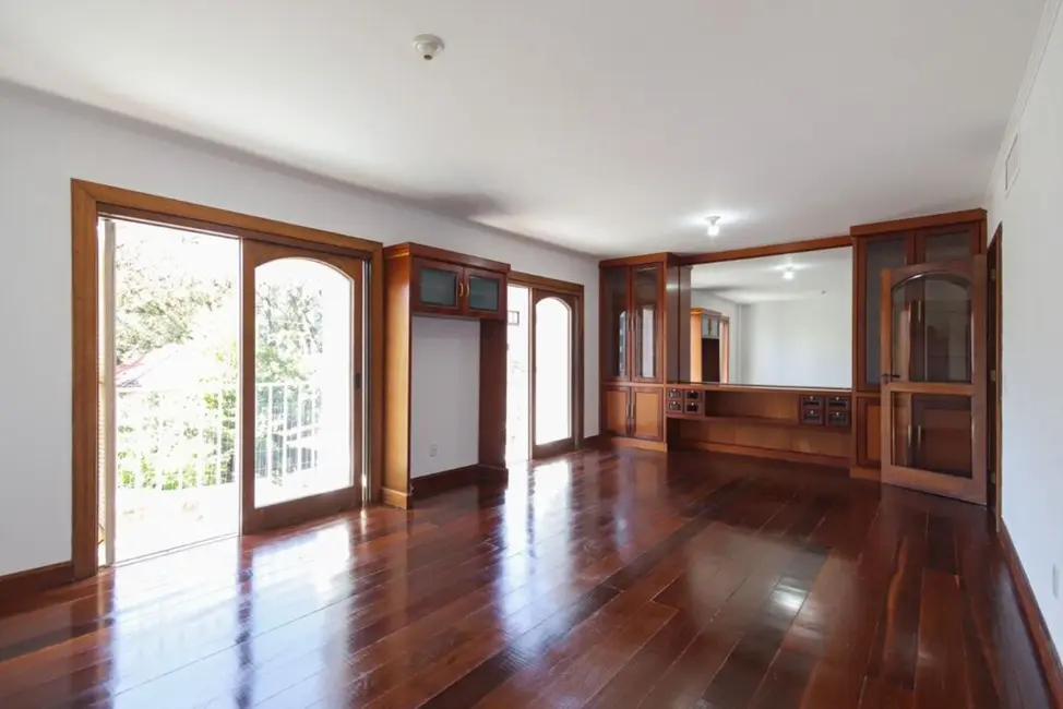 Apartamento com 3 quartos à venda, 155m2 em Menino Deus, Porto Alegre - RS - imagem 3 Foto 3 de Apartamento com 3 quartos à venda, 155m2 em Menino Deus, Porto Alegre - RS