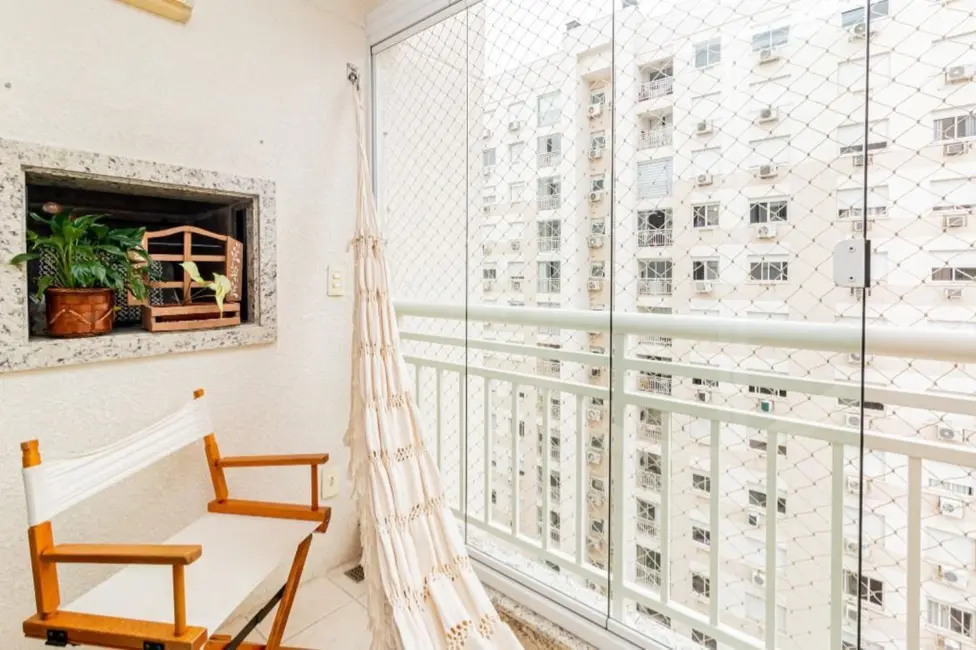 Foto 7 de Apartamento com 3 quartos à venda, 75m2 em Porto Alegre - RS