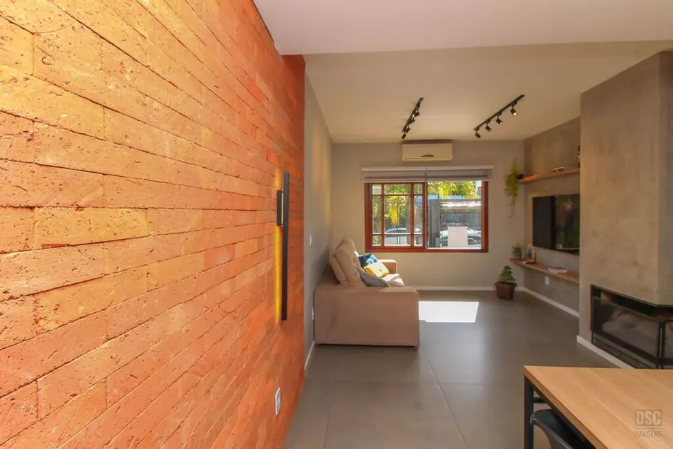 Casa com 3 quartos à venda, 140m2 em Hípica, Porto Alegre - RS - imagem 7 Foto 7 de Casa com 3 quartos à venda, 140m2 em Hípica, Porto Alegre - RS