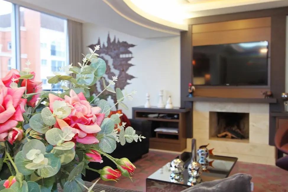 Foto 8 de Apartamento com 3 quartos à venda, 167m2 em Jardim Europa, Porto Alegre - RS