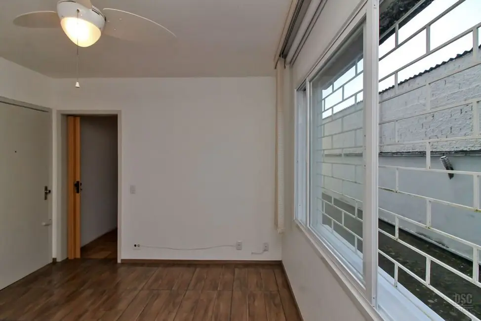 Foto 8 de Apartamento com 1 quarto à venda, 38m2 em Camaquã, Porto Alegre - RS