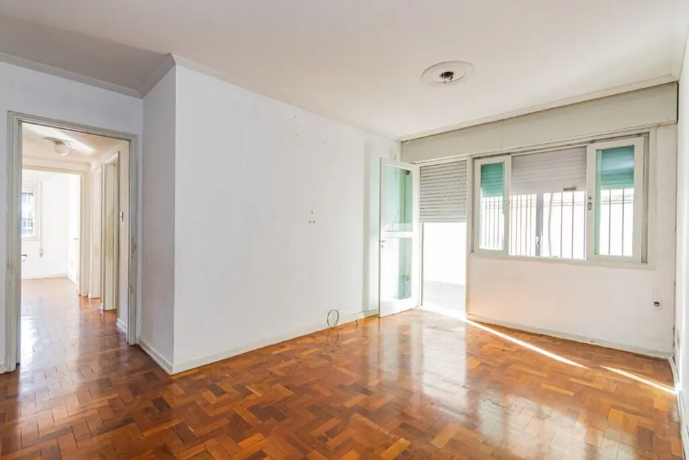 Apartamento com 3 quartos à venda, 105m2 em Menino Deus, Porto Alegre - RS - imagem 4 Foto 4 de Apartamento com 3 quartos à venda, 105m2 em Menino Deus, Porto Alegre - RS