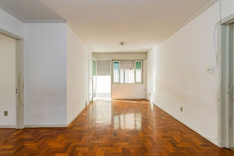 Apartamento com 3 quartos à venda, 105m2 em Menino Deus, Porto Alegre - RS - imagem 3 Foto 3 de Apartamento com 3 quartos à venda, 105m2 em Menino Deus, Porto Alegre - RS