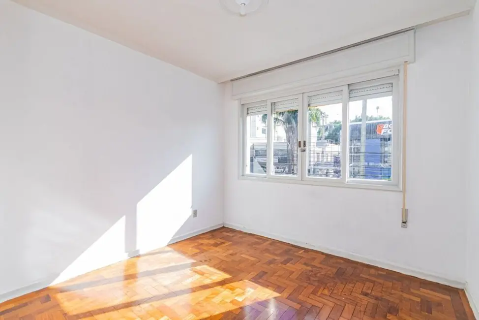 Apartamento com 3 quartos à venda, 105m2 em Menino Deus, Porto Alegre - RS - imagem 5 Foto 5 de Apartamento com 3 quartos à venda, 105m2 em Menino Deus, Porto Alegre - RS