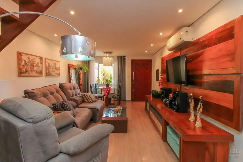 Foto 6 de Casa com 2 quartos à venda, 91m2 em Guarujá, Porto Alegre - RS