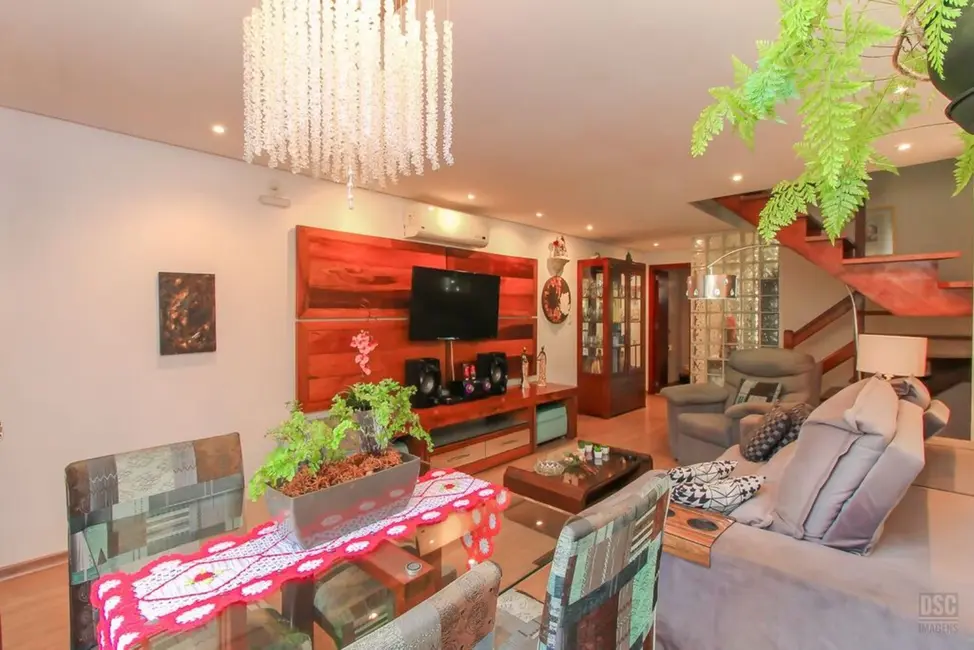 Foto 4 de Casa com 2 quartos à venda, 91m2 em Guarujá, Porto Alegre - RS