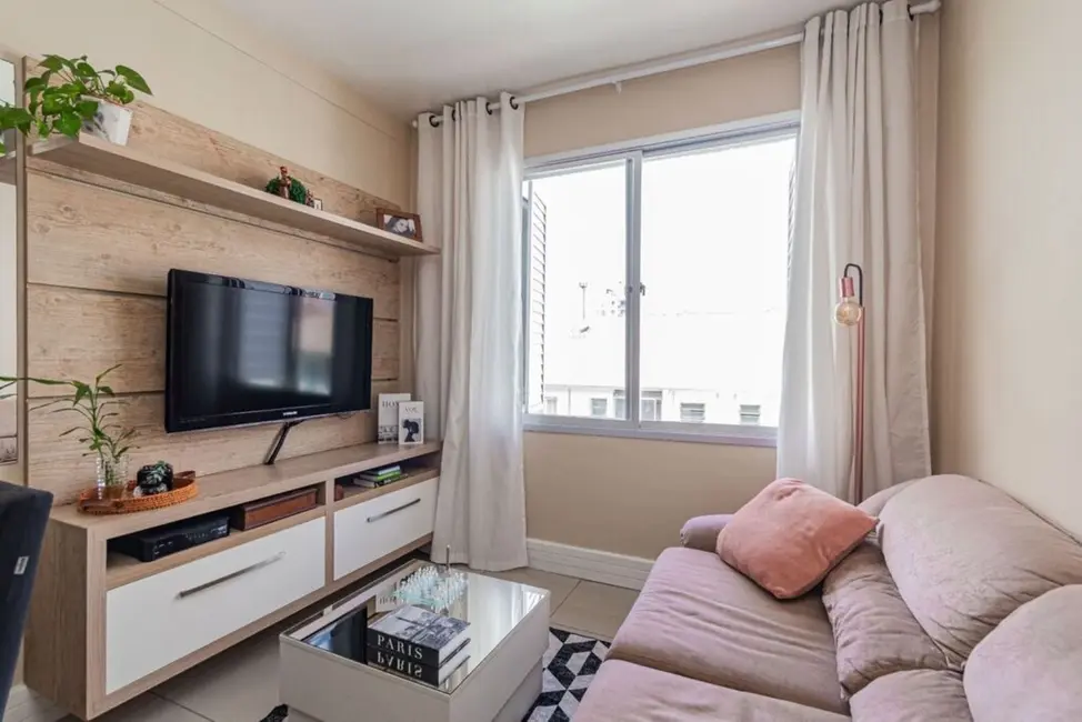 Apartamento com 3 quartos à venda, 67m2 em Menino Deus, Porto Alegre - RS - imagem 4 Foto 4 de Apartamento com 3 quartos à venda, 67m2 em Menino Deus, Porto Alegre - RS