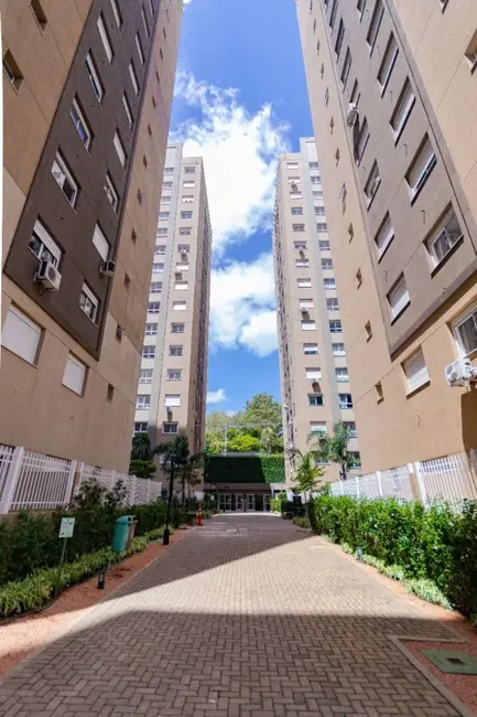 Foto 4 de Apartamento com 2 quartos à venda, 75m2 em Jardim Carvalho, Porto Alegre - RS