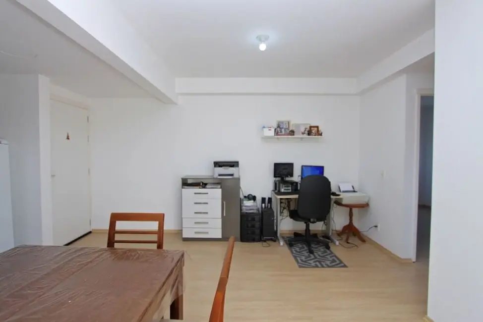 Apartamento com 2 quartos à venda, 55m2 em Jardim Carvalho, Porto Alegre - RS - imagem 5 Foto 5 de Apartamento com 2 quartos à venda, 55m2 em Jardim Carvalho, Porto Alegre - RS