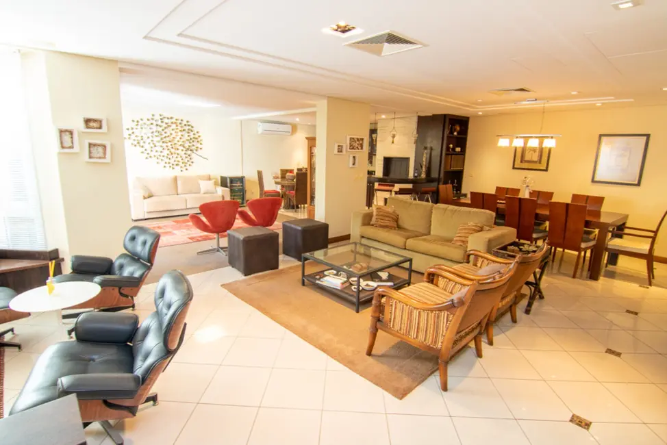Foto 1 de Casa com 4 quartos à venda, 438m2 em Três Figueiras, Porto Alegre - RS