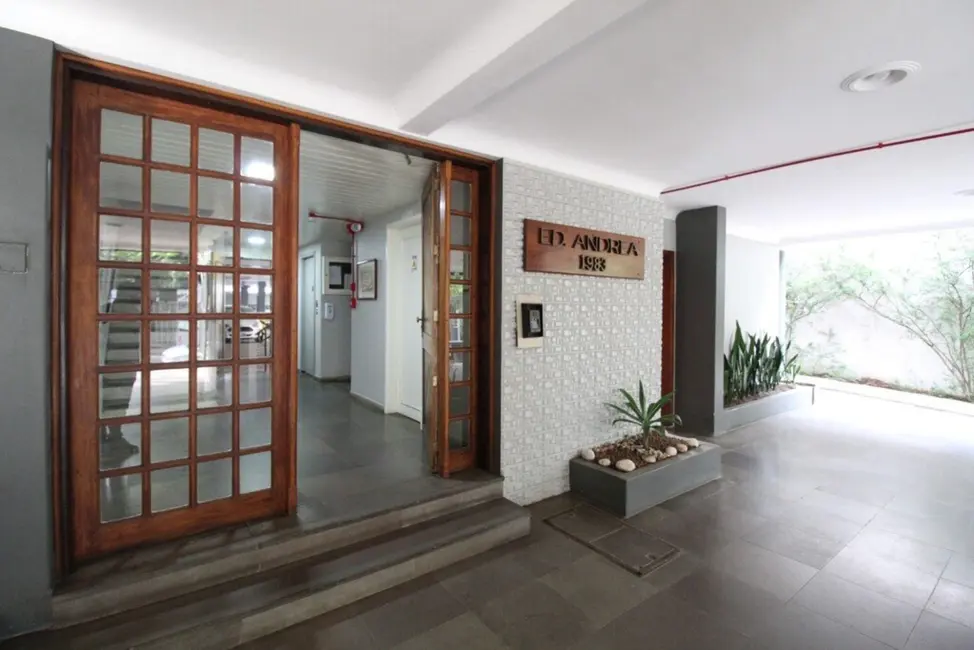 Apartamento com 1 quarto à venda, 41m2 em Santa Cecília, Porto Alegre - RS - imagem 4 Foto 4 de Apartamento com 1 quarto à venda, 41m2 em Santa Cecília, Porto Alegre - RS