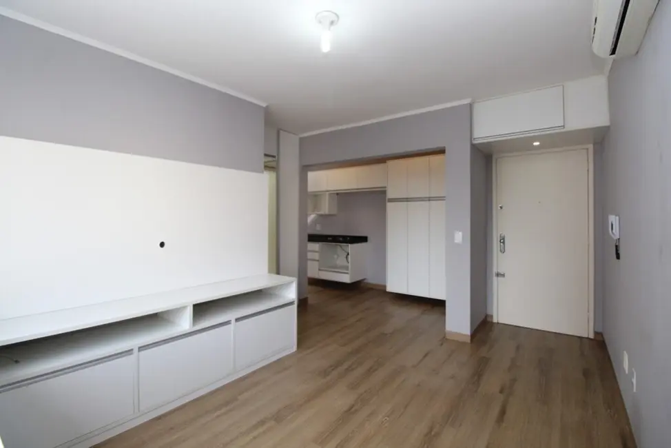 Apartamento com 1 quarto à venda, 41m2 em Santa Cecília, Porto Alegre - RS - imagem 8 Foto 8 de Apartamento com 1 quarto à venda, 41m2 em Santa Cecília, Porto Alegre - RS