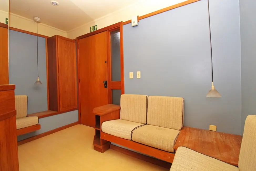 Foto 7 de Sala Comercial à venda, 42m2 em Rio Branco, Porto Alegre - RS
