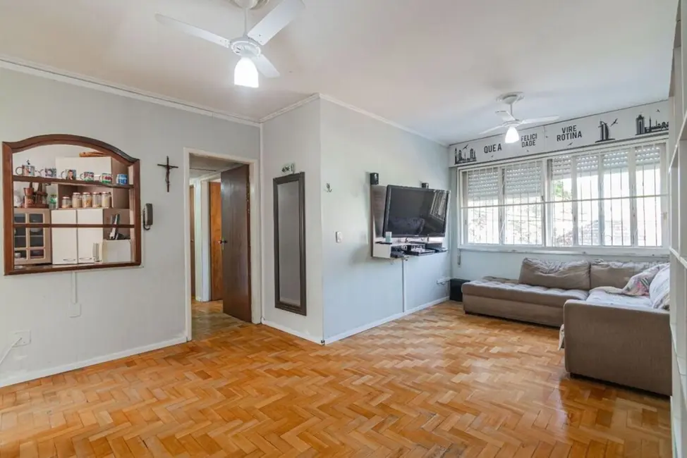 Foto 2 de Apartamento com 3 quartos à venda, 106m2 em Vila Ipiranga, Porto Alegre - RS