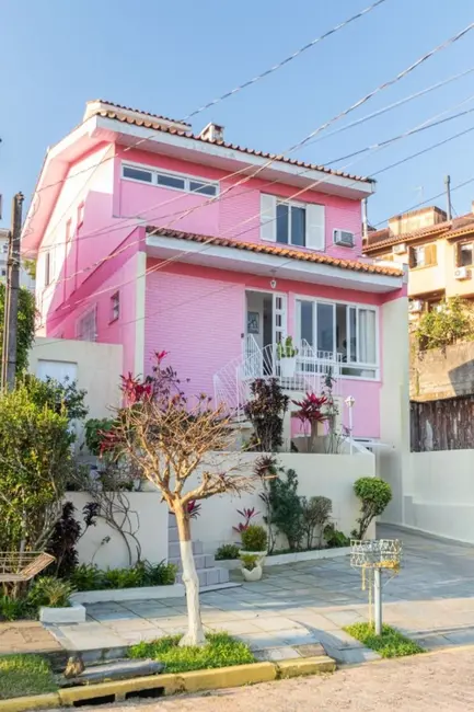 Foto 3 de Casa de Condomínio com 3 quartos à venda, 243m2 em Espírito Santo, Porto Alegre - RS