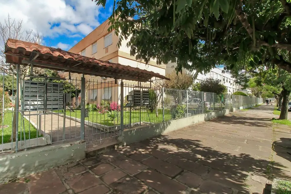 Foto 2 de Apartamento com 2 quartos à venda, 58m2 em Cristal, Porto Alegre - RS