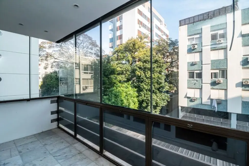 Foto 3 de Apartamento com 3 quartos à venda, 142m2 em Petrópolis, Porto Alegre - RS