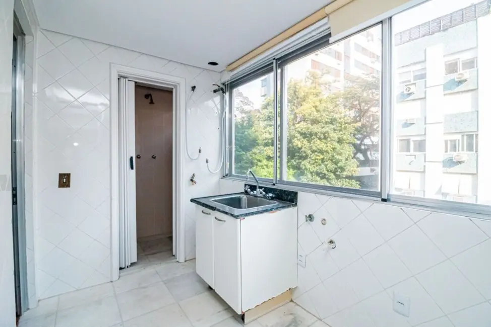 Foto 9 de Apartamento com 3 quartos à venda, 142m2 em Petrópolis, Porto Alegre - RS