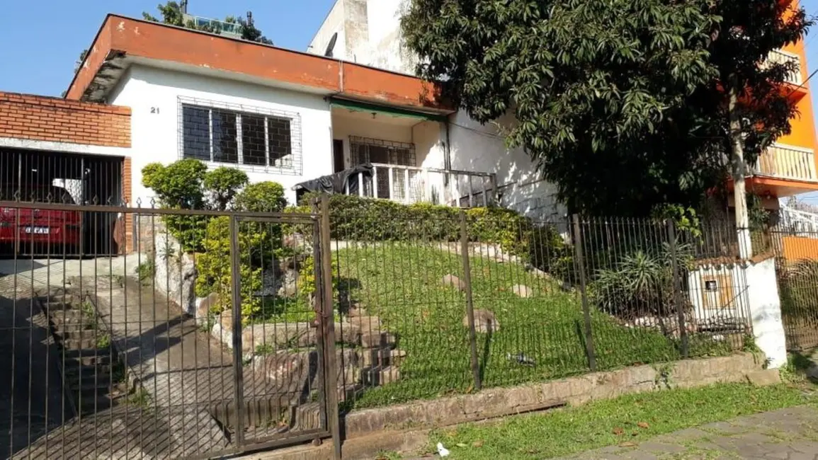 Foto 3 de Terreno / Lote à venda, 45m2 em Chácara das Pedras, Porto Alegre - RS
