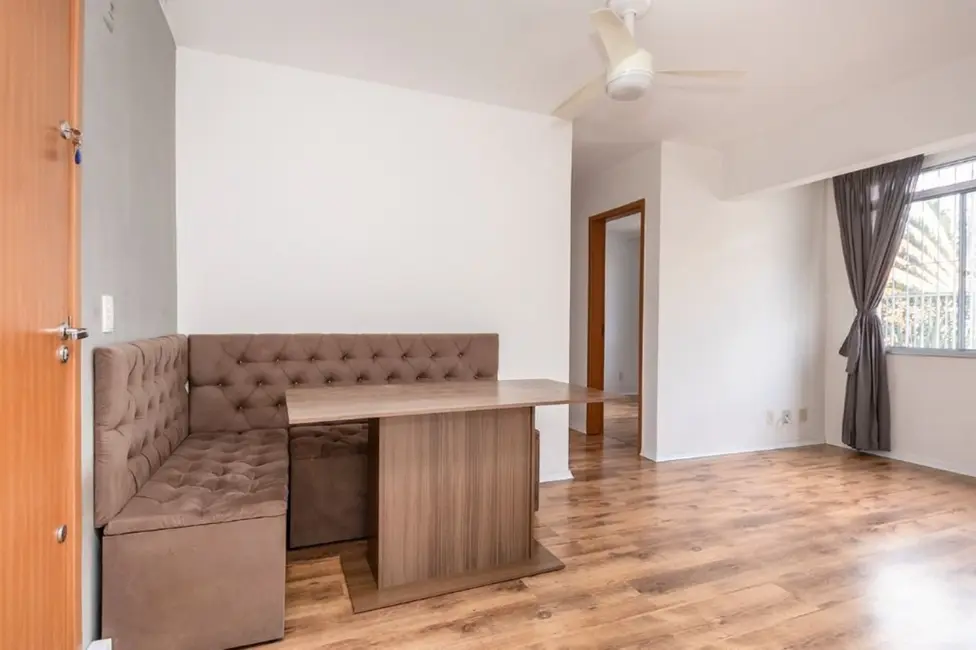 Foto 3 de Apartamento com 2 quartos à venda, 48m2 em Porto Alegre - RS