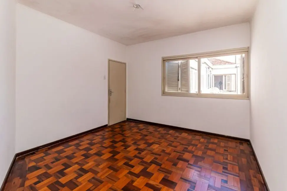 Foto 9 de Apartamento com 2 quartos à venda, 69m2 em Rio Branco, Porto Alegre - RS