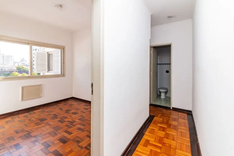 Foto 5 de Apartamento com 2 quartos à venda, 69m2 em Rio Branco, Porto Alegre - RS