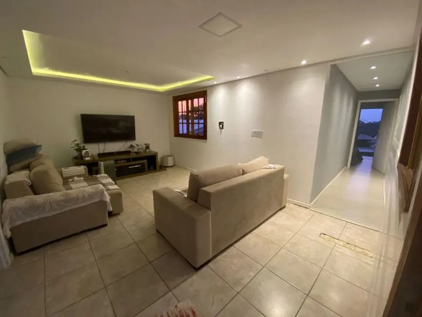 Foto 2 de Casa com 5 quartos à venda, 120m2 em Santa Tereza, Porto Alegre - RS