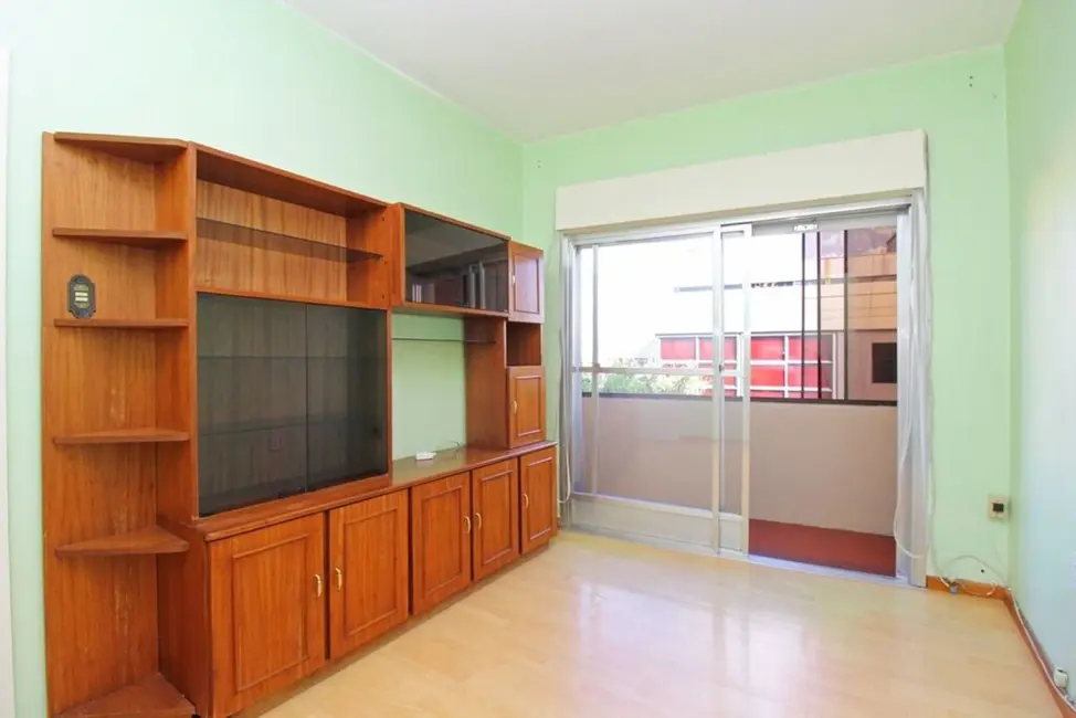 Foto 5 de Apartamento com 2 quartos à venda, 60m2 em Navegantes, Porto Alegre - RS