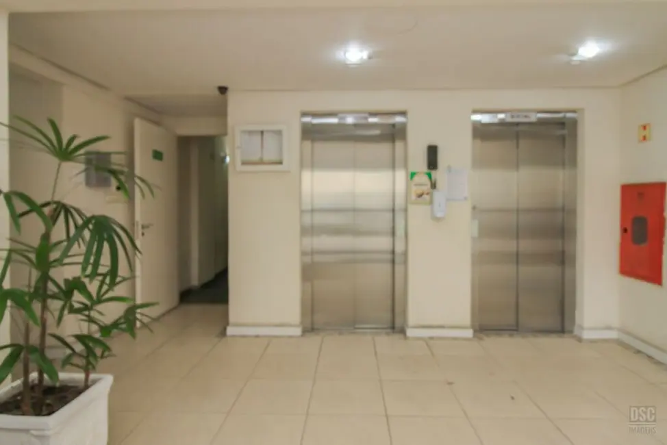 Foto 5 de Apartamento com 2 quartos à venda, 71m2 em Cavalhada, Porto Alegre - RS