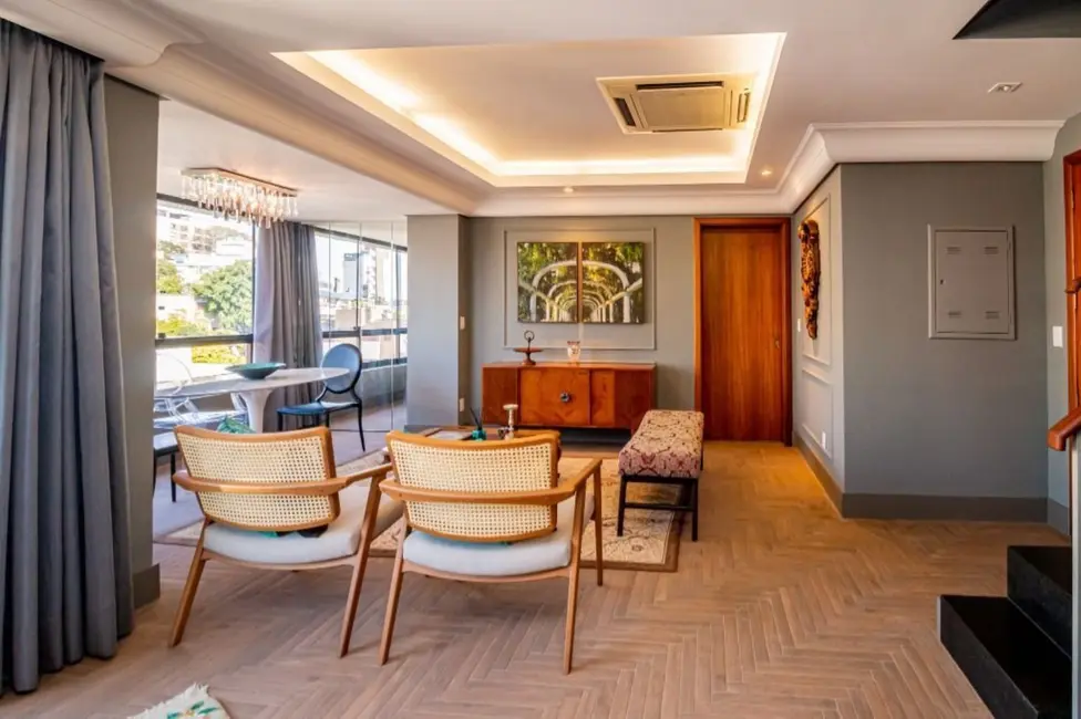 Foto 4 de Apartamento com 2 quartos à venda, 200m2 em Auxiliadora, Porto Alegre - RS