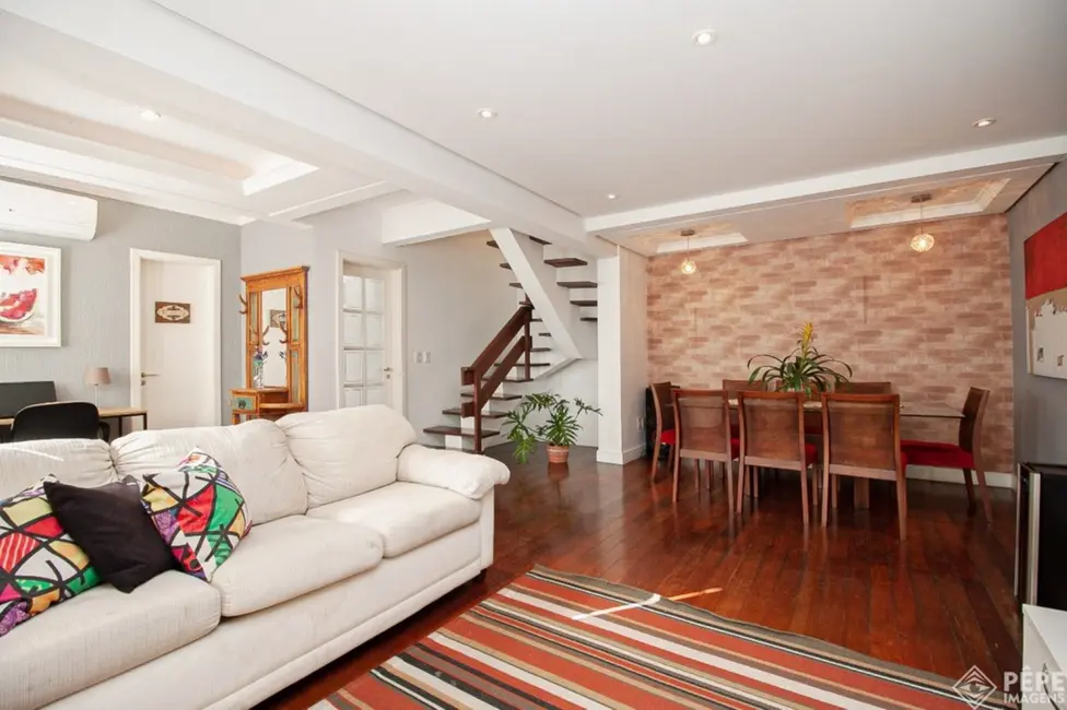 Foto 4 de Casa de Condomínio com 3 quartos à venda, 201m2 em Guarujá, Porto Alegre - RS