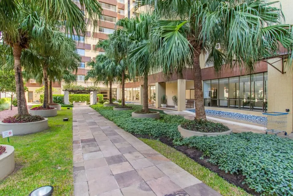 Apartamento com 3 quartos à venda, 120m2 em Menino Deus, Porto Alegre - RS - imagem 7 Foto 7 de Apartamento com 3 quartos à venda, 120m2 em Menino Deus, Porto Alegre - RS