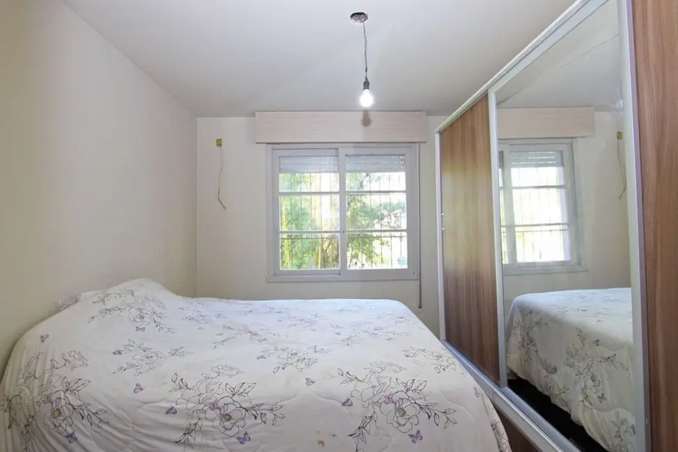 Apartamento com 3 quartos à venda, 77m2 em Teresópolis, Porto Alegre - RS - imagem 5 Foto 5 de Apartamento com 3 quartos à venda, 77m2 em Teresópolis, Porto Alegre - RS