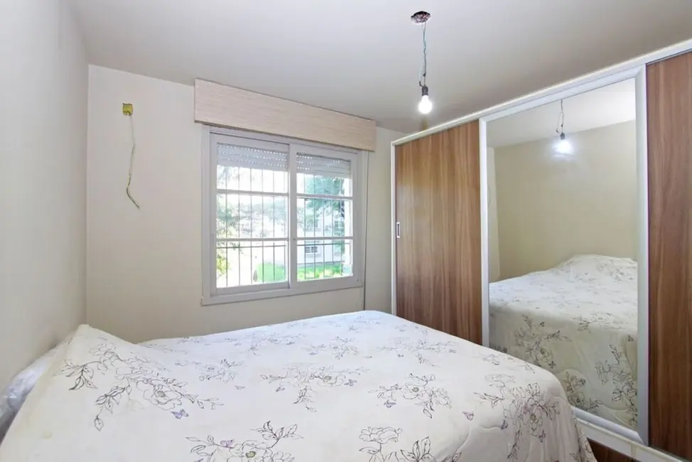 Apartamento com 3 quartos à venda, 77m2 em Teresópolis, Porto Alegre - RS - imagem 6 Foto 6 de Apartamento com 3 quartos à venda, 77m2 em Teresópolis, Porto Alegre - RS