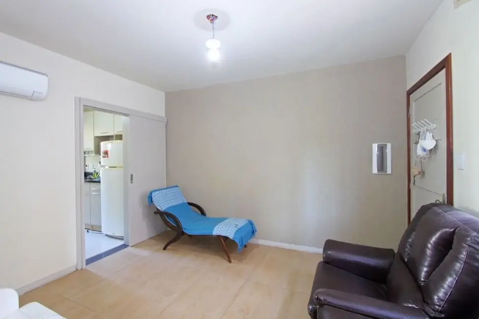 Apartamento com 3 quartos à venda, 77m2 em Teresópolis, Porto Alegre - RS - imagem 3 Foto 3 de Apartamento com 3 quartos à venda, 77m2 em Teresópolis, Porto Alegre - RS