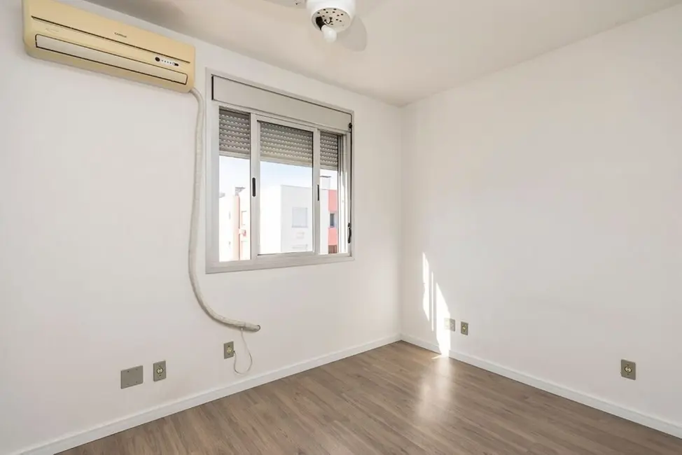 Foto 8 de Apartamento com 2 quartos à venda, 54m2 em Humaitá, Porto Alegre - RS