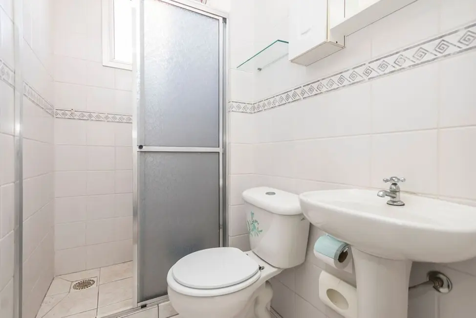 Foto 9 de Apartamento com 2 quartos à venda, 54m2 em Humaitá, Porto Alegre - RS