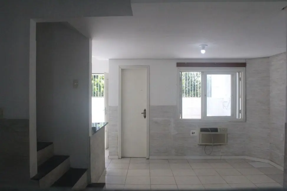 Foto 3 de Casa de Condomínio com 3 quartos à venda, 71m2 em Espírito Santo, Porto Alegre - RS